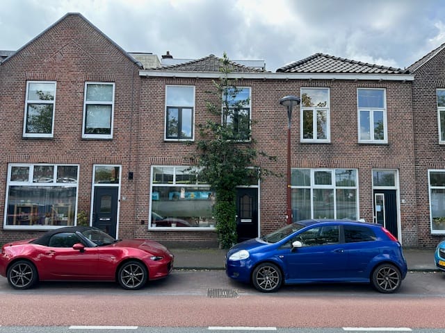 https://verkoopmakelaarbas.nl/wp-content/uploads/2025/03/185911127.jpg