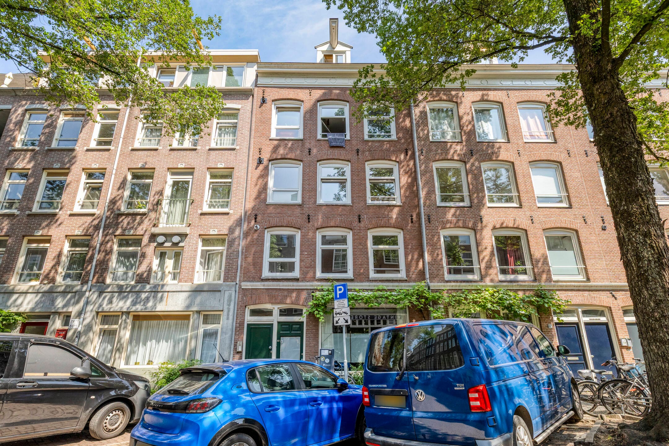 https://verkoopmakelaarbas.nl/wp-content/uploads/2025/09/235692158.jpg