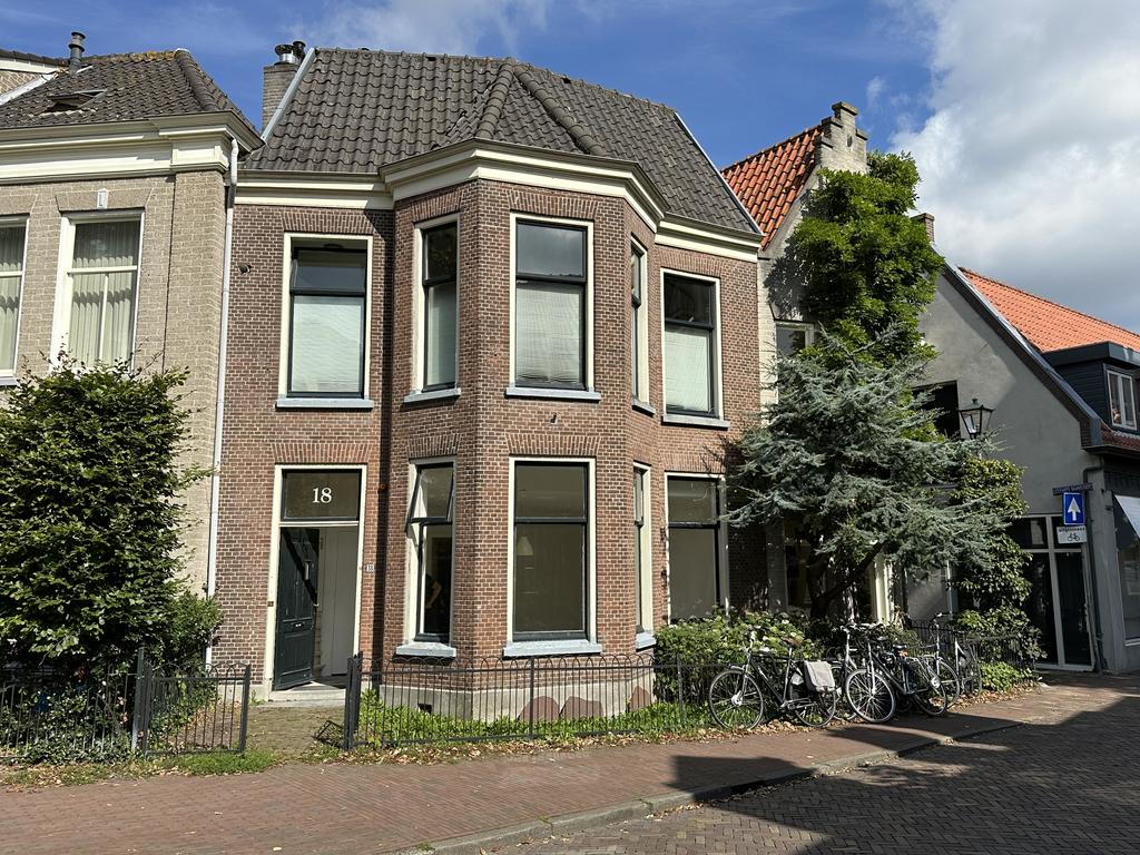 https://verkoopmakelaarbas.nl/wp-content/uploads/2026/07/151232667.jpg