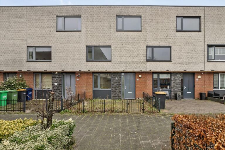 Schaakplein 18