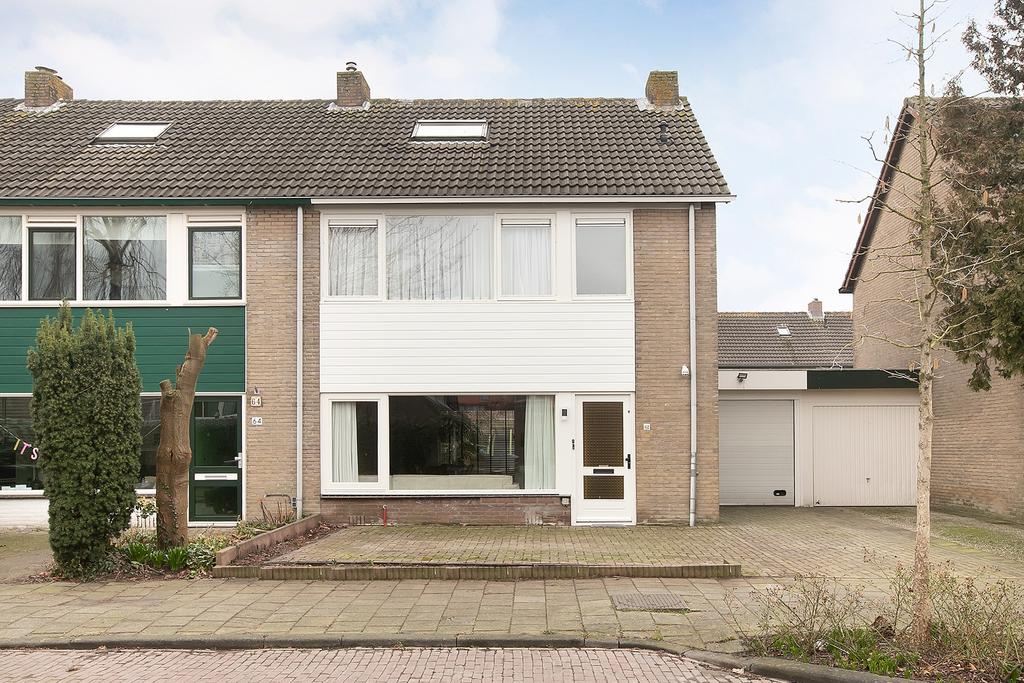 https://verkoopmakelaarbas.nl/wp-content/uploads/2026/07/255351372.jpg