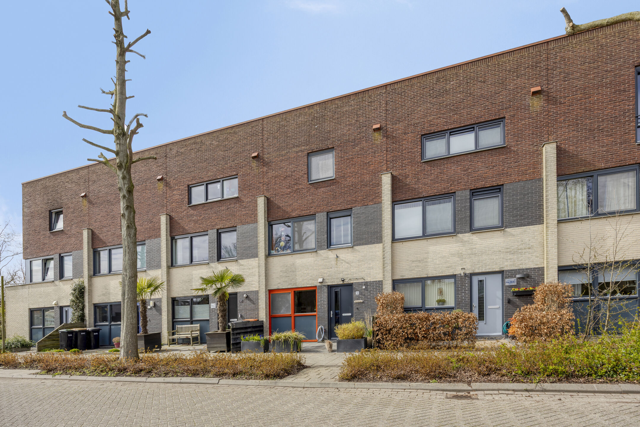 https://verkoopmakelaarbas.nl/wp-content/uploads/2026/07/283548109.jpg